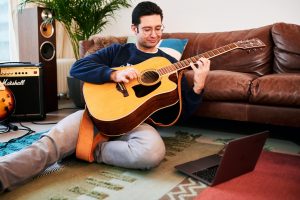 Akkoorden en pentatonische toonladders - Tijd om je gitaarskills op te krikken